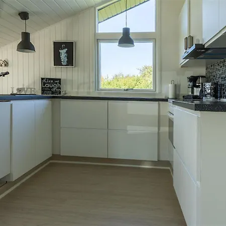 Bryti - 500m From The Sea In Ne Jutland By Interhome * Hals